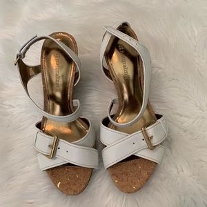 Brand New ❗️NAturalizer wedge shoes . Super cute.